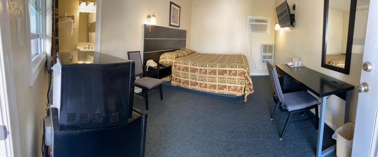 Penn Amish Motel Denver Eksteriør billede