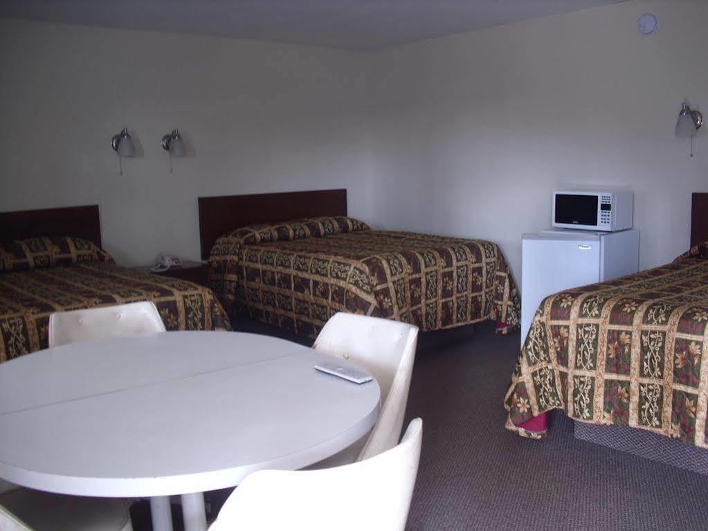 Penn Amish Motel Denver Eksteriør billede
